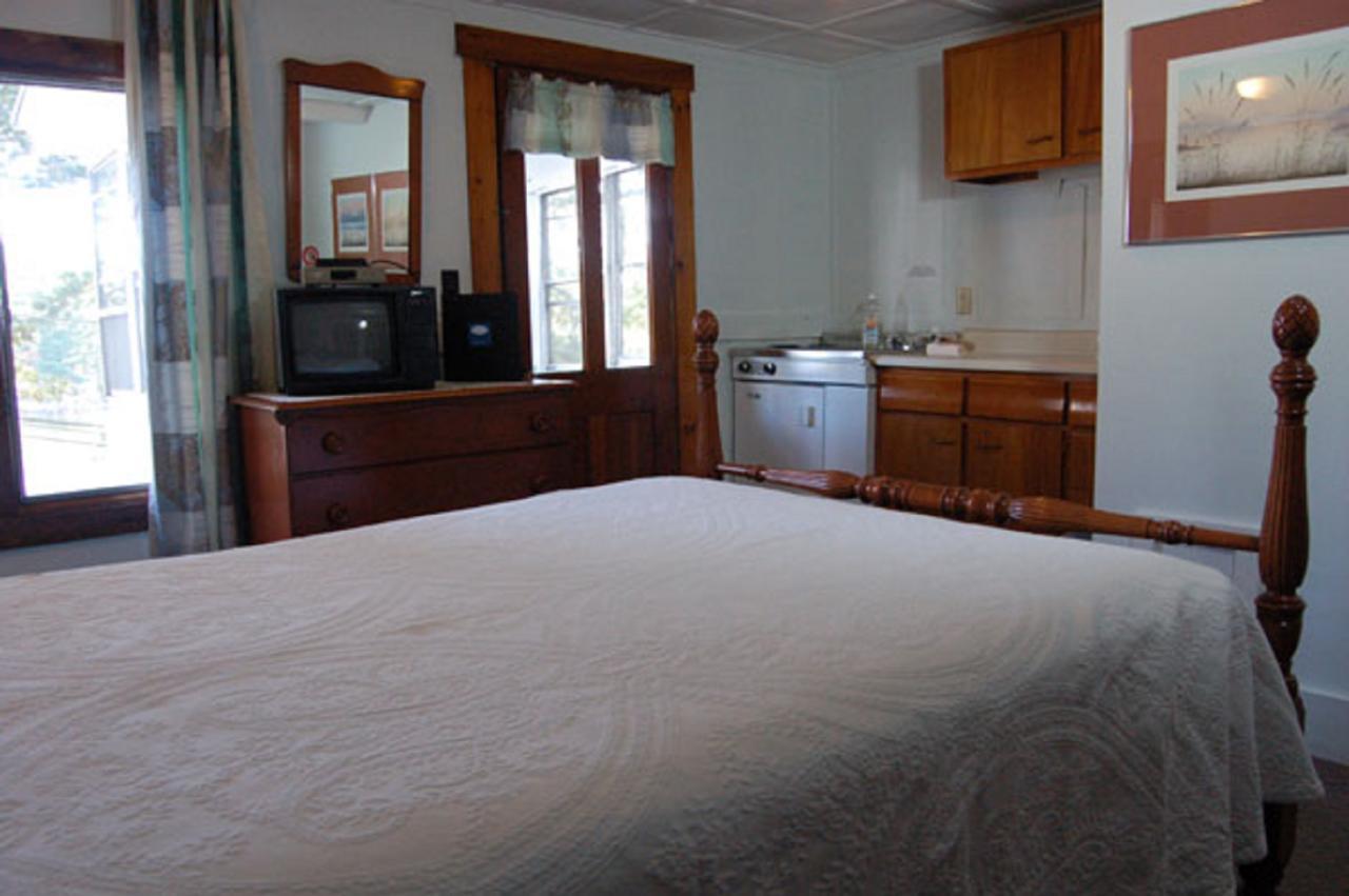Sebago Lake Lodge & Cottages North Windham Екстер'єр фото