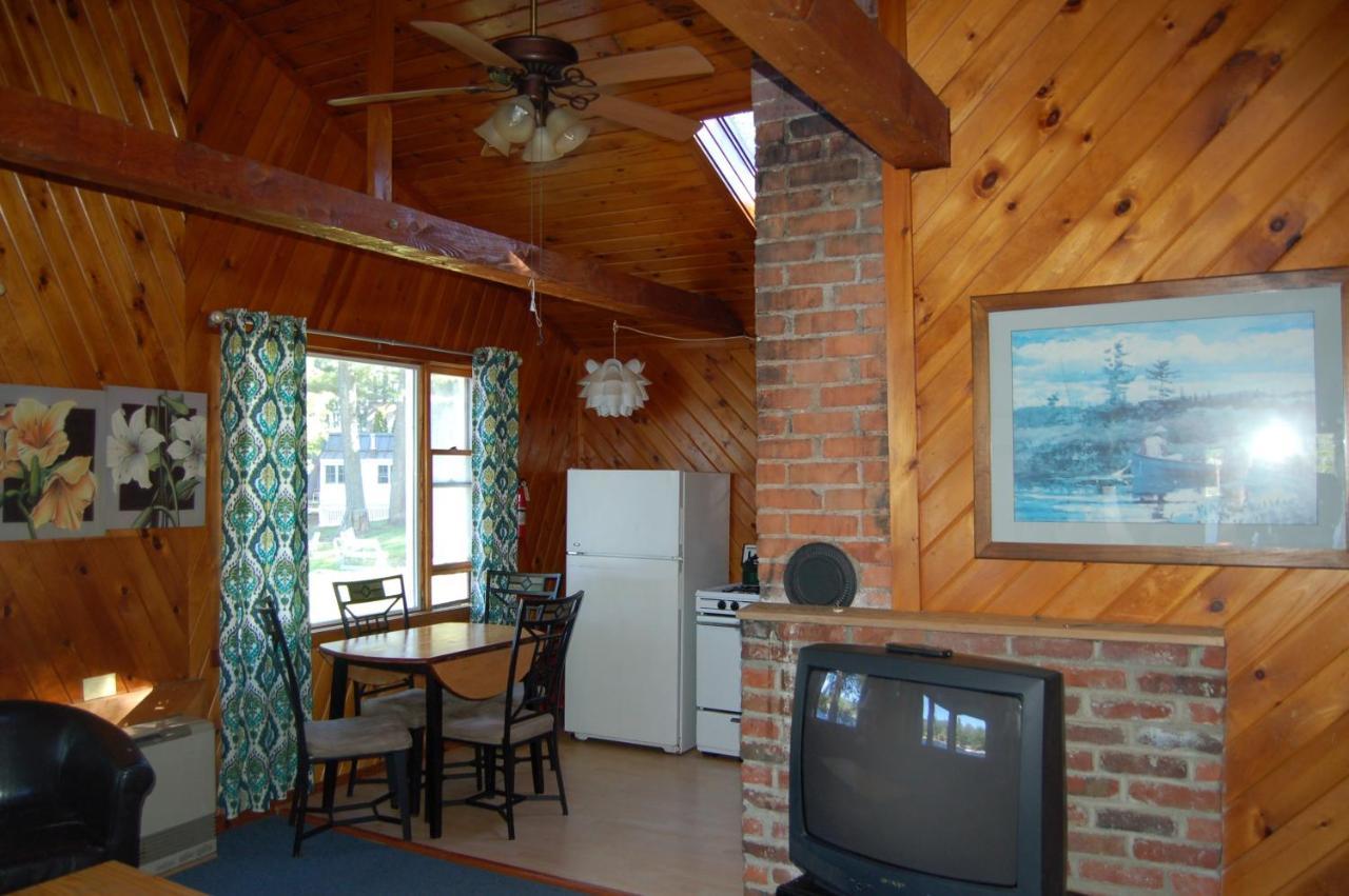 Sebago Lake Lodge & Cottages North Windham Екстер'єр фото
