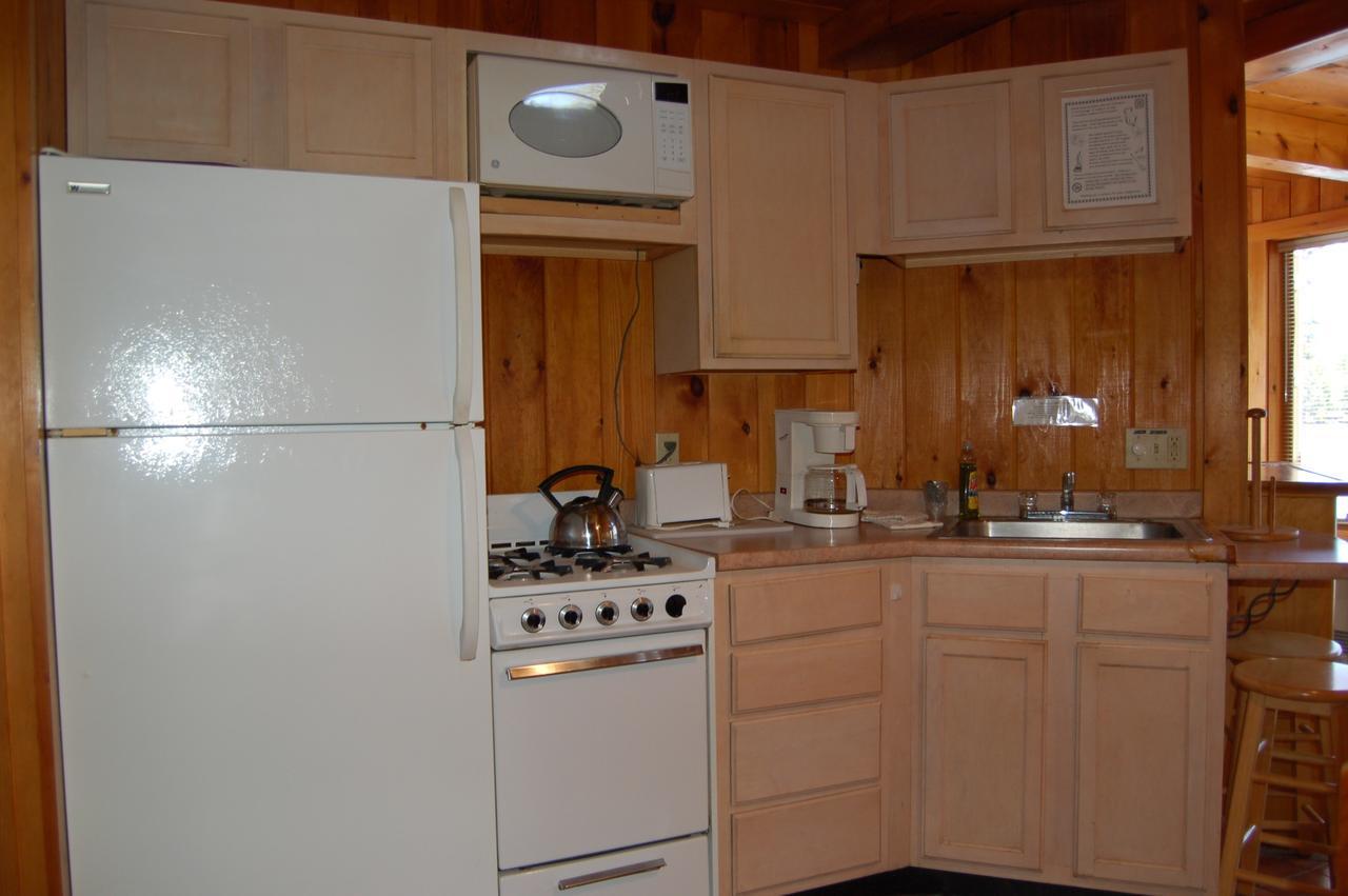 Sebago Lake Lodge & Cottages North Windham Екстер'єр фото